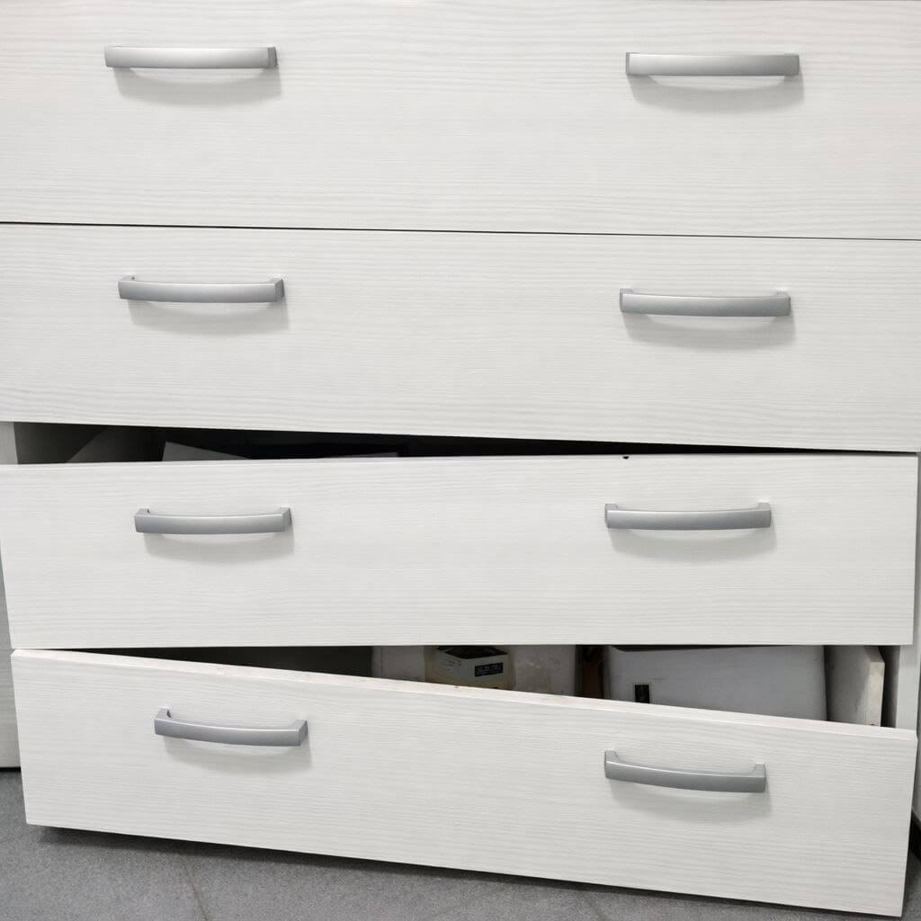 Ремонт мебели - установка и замена петель для шкафов